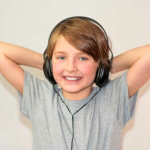 Junge-Audiva-Therapie