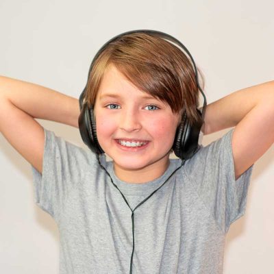 Junge-Audiva-Therapie